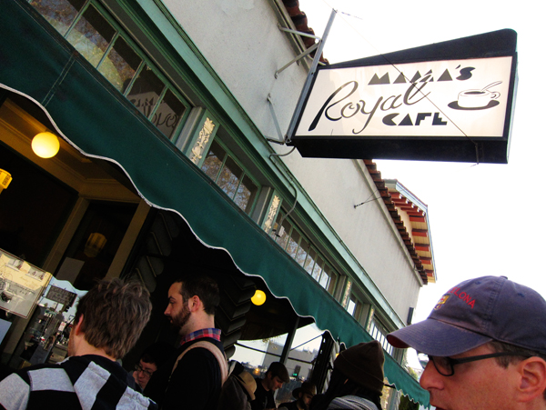 Mama's Royal Cafe outside Mama's Royal Cafe