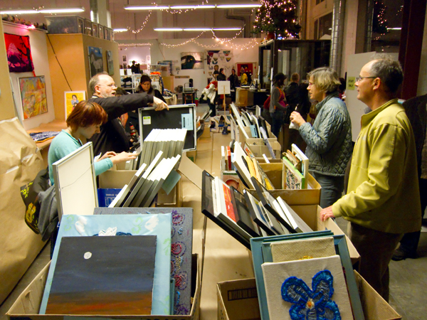 Creative Growth Holiday Sale studio art sale at creative growth, creative growth oakland
