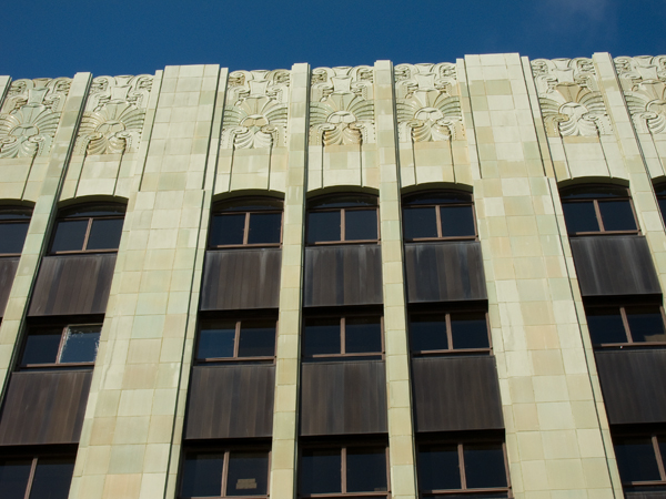 architectural terracotta, oakland art deco building