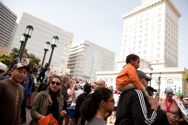 post marathon celebration, oakland marathon 2010, frank ogawa plaza