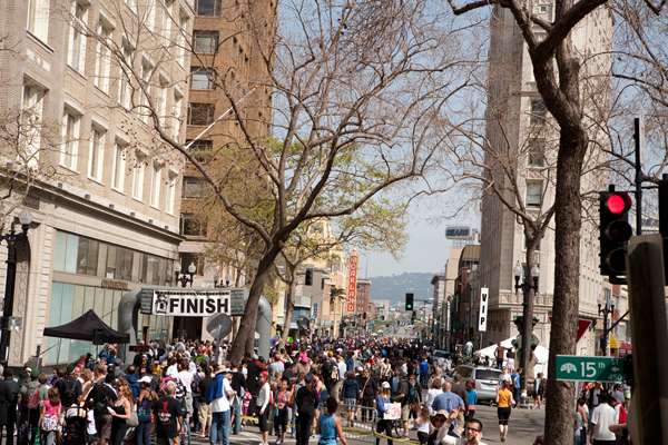 broadway and telegraph, downtown oakland, oakland marathon, oakland runnning festival