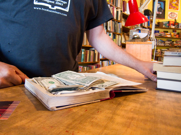 Book Zoo, Erik Lyngen