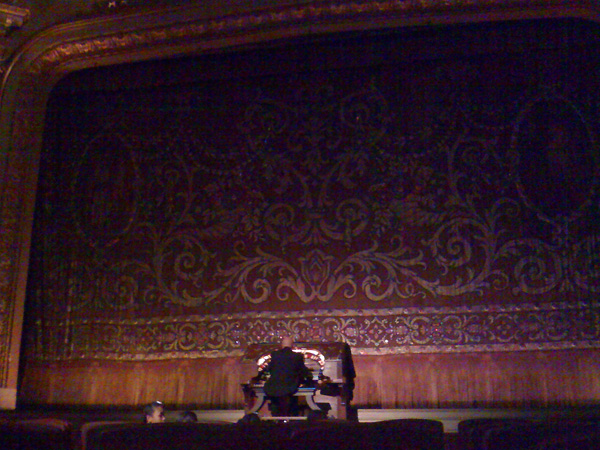 mighty wurlitzer, organ player grand lake, grand lake theater organ