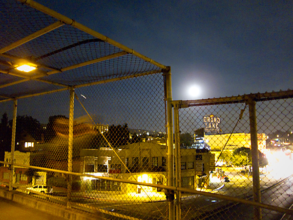 Full Moon from Overpass walkway over 580, full moon oakland