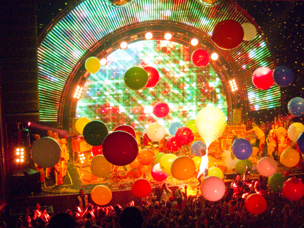 flaming lips at fox, fox theater oakland, the flaming lips live