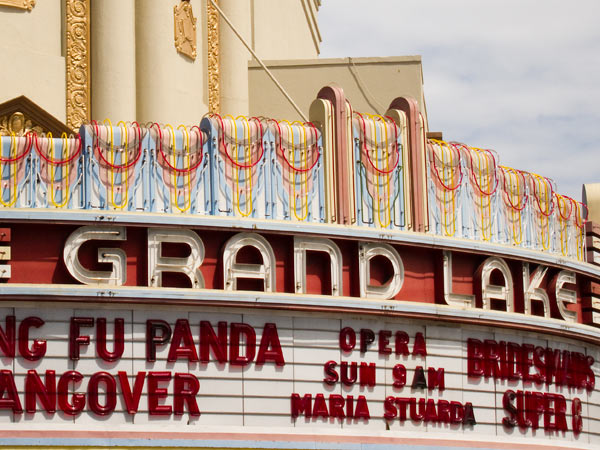 The Grand Lake Theater independent movie theaters, oakland grand lake, old movie houses