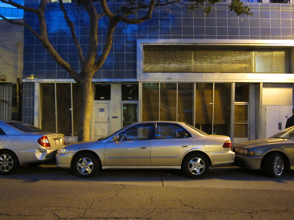 Nice Parking Job tightest parking spot ever, parking in oakland, oakland parking